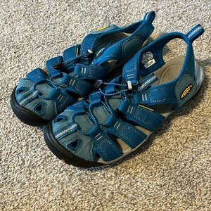 Keen Women’s Size 9 Sandals
